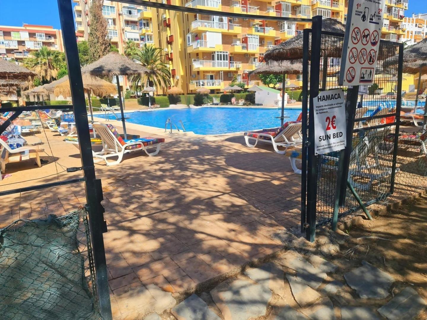 Estudio Aguila Prive Aceptamos Mascotas Benalmadena Ngoại thất bức ảnh